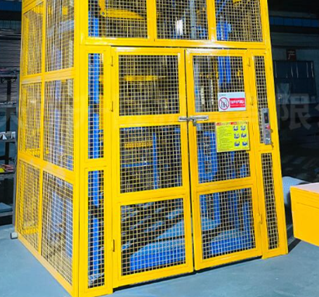 南充货梯可以安装在室外吗